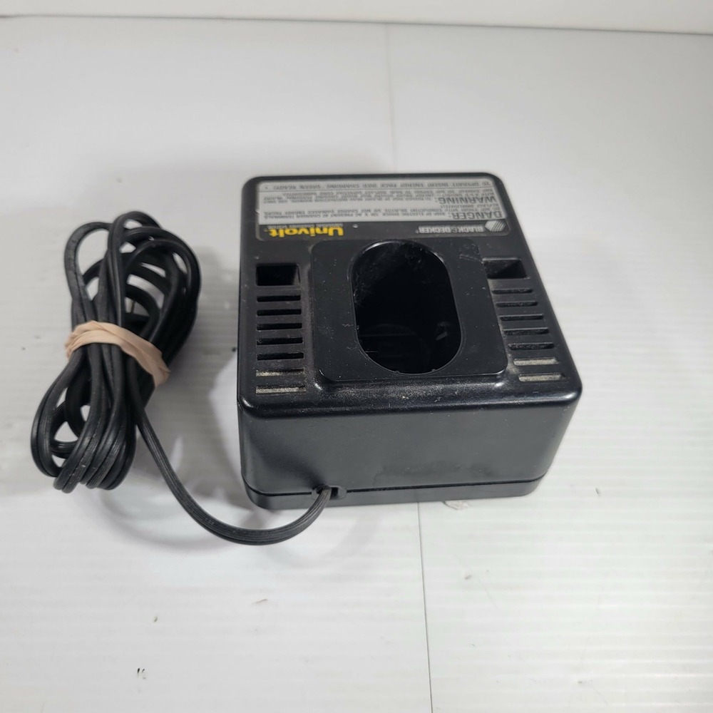 Black & Decker 98014 Univolt Universal Charging‎ System Type 2 Battery Charger - Picture 7 of 7